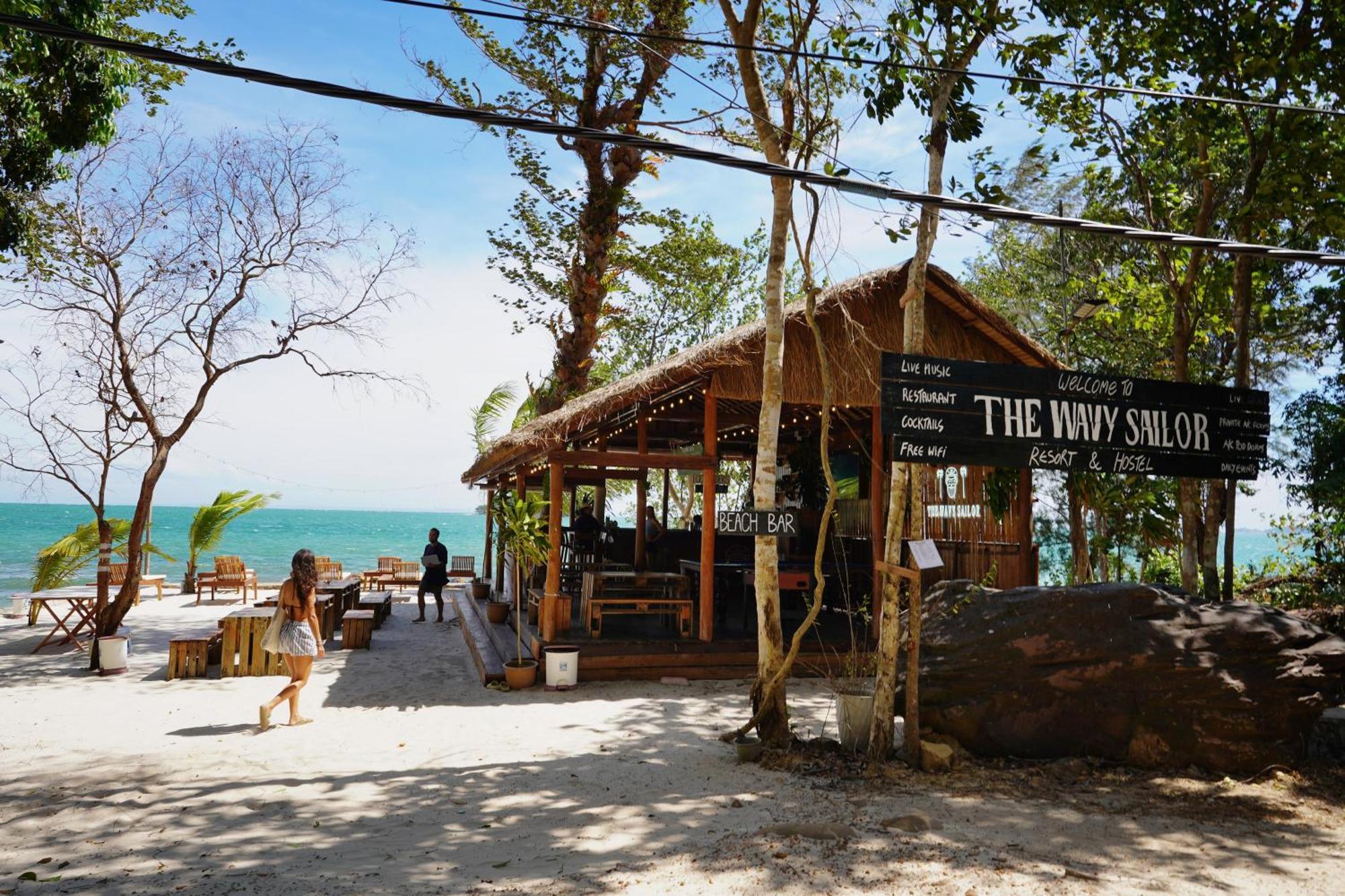 The Wavy Sailor Hotel Kaoh Touch ภายนอก รูปภาพ