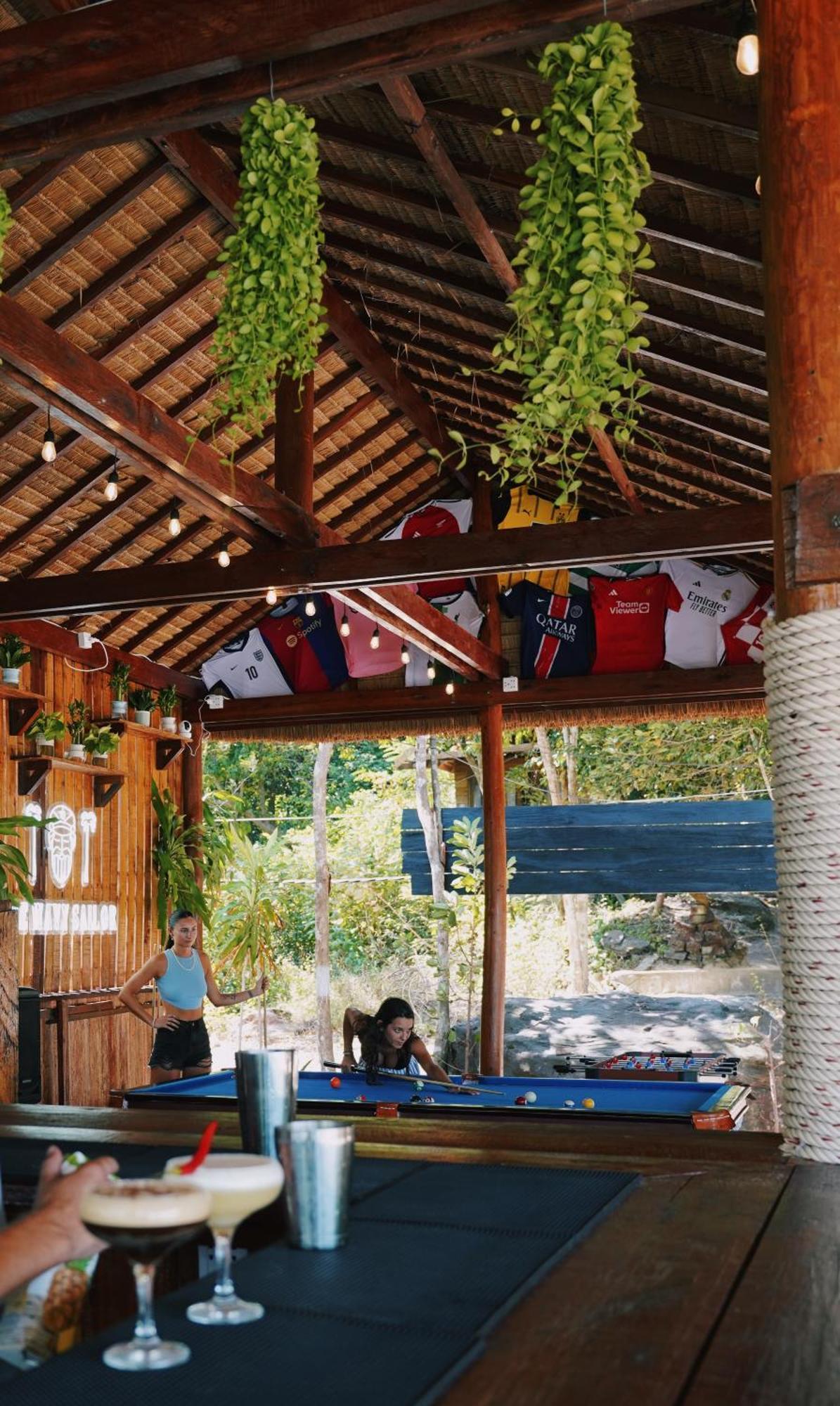 The Wavy Sailor Hotel Kaoh Touch ภายนอก รูปภาพ