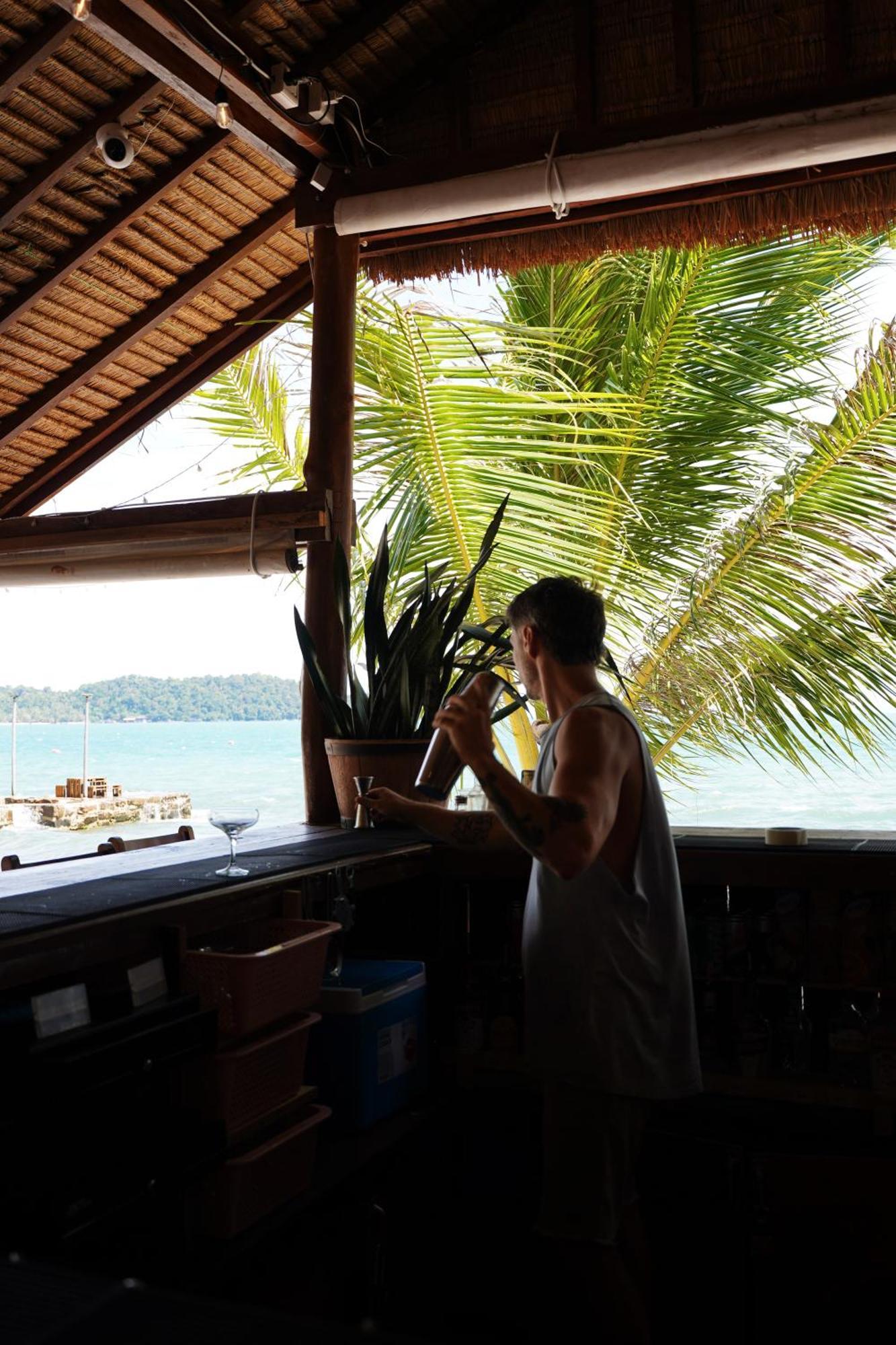 The Wavy Sailor Hotel Kaoh Touch ภายนอก รูปภาพ